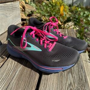 Brooks Ghost 15 Pink and Purple Running Sneakers Walking Shoes Long Distance